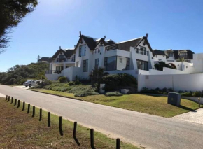 Moongate lodge, St Francis Bay